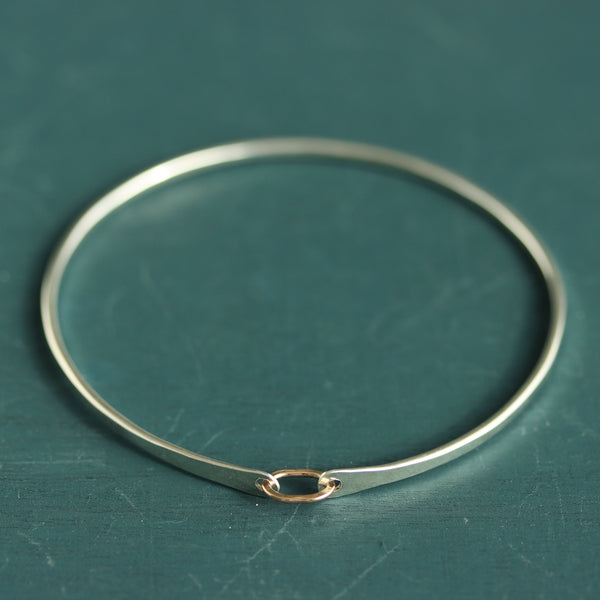 Link Bangle Bracelet - Minimalist and Unique Hammered Bangle - Rebecca ...
