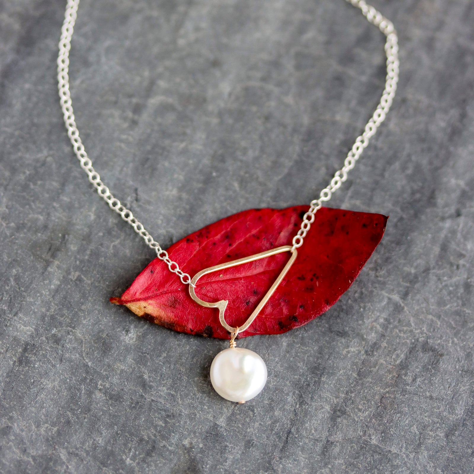 Aphrodite Heart Necklace With Pearl Drop