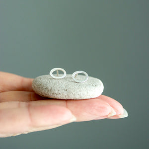 Spud Stud Oval Posts