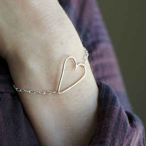 Simple Heart Bracelet - Asymmetrical Open Heart Bracelet