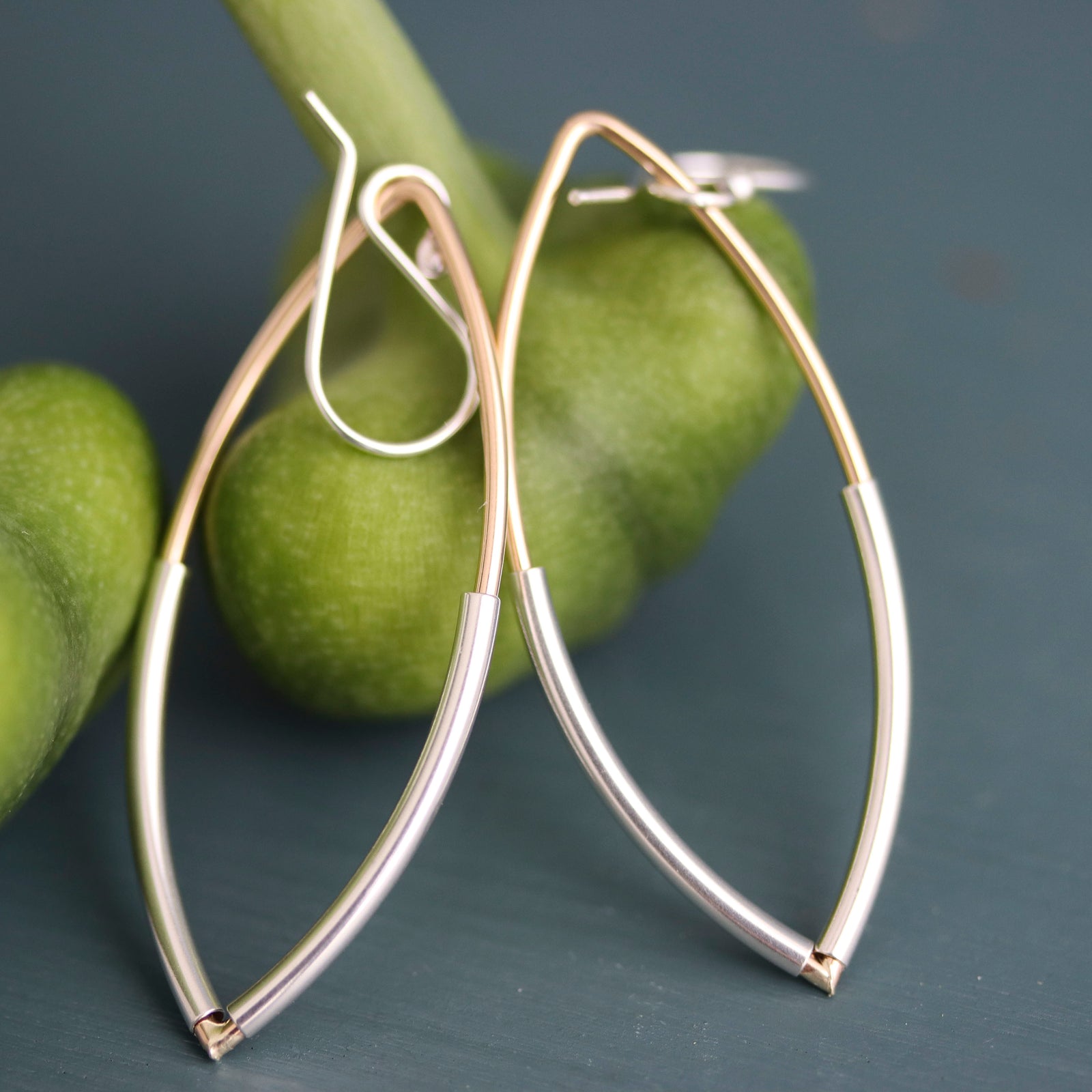 Calla Earrings