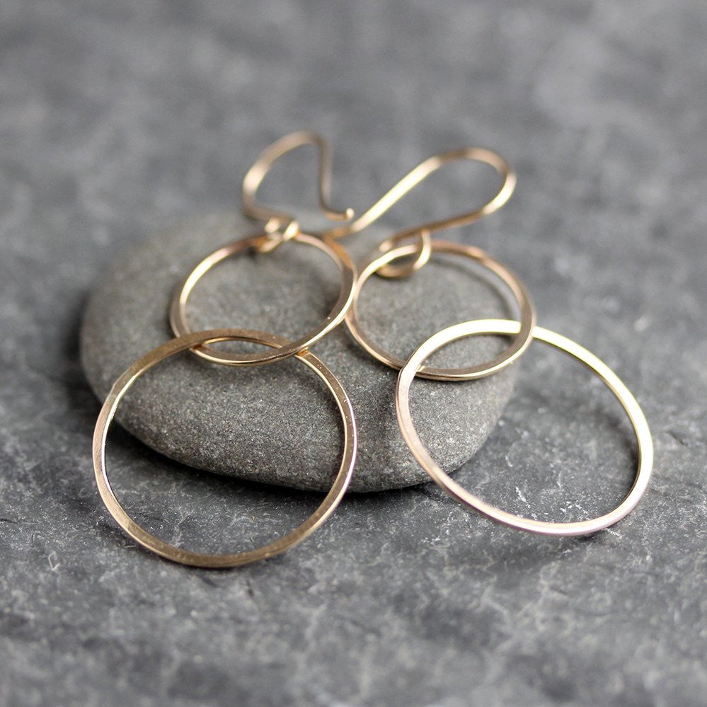Mima Earrings - Simple Geometric Linked Circle Design